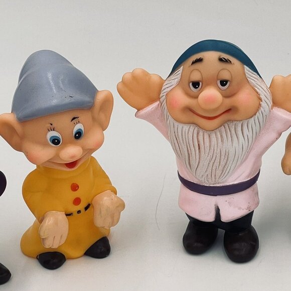 Vintage Walt Disney Productions Lot of 6 Dwarfs Squeaky Toys Hong Kong - Picture 3 of 11